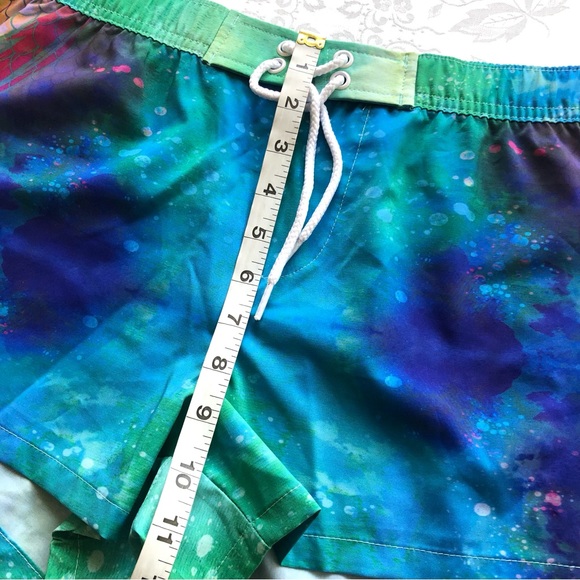 Guy Harvey Women’s Size L Tie-Dye Blue Shorts Dri-Fit Drawstring Elastic Waist - Picture 8 of 16